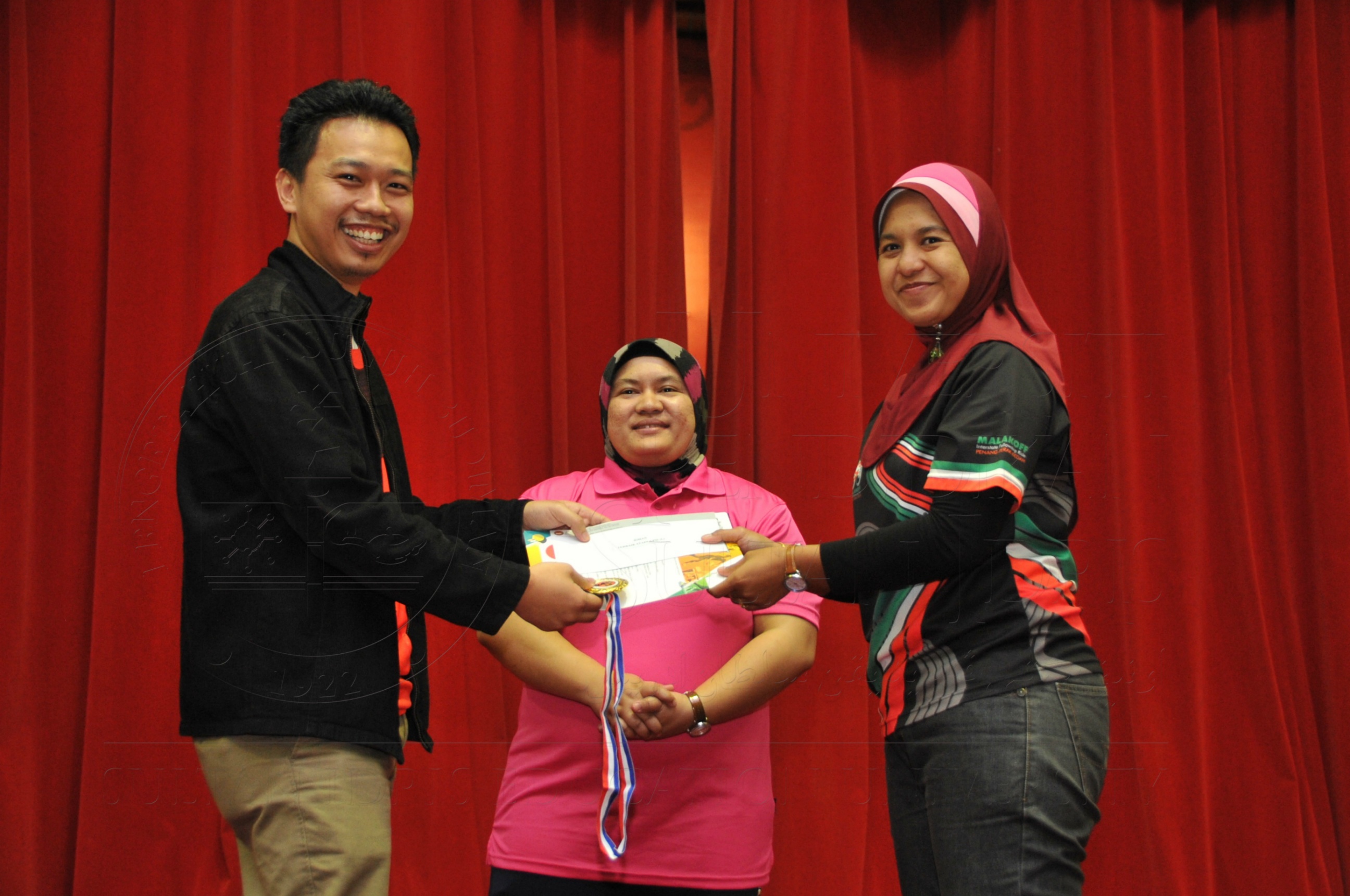 PRO15 158 CATUR HAS 9479